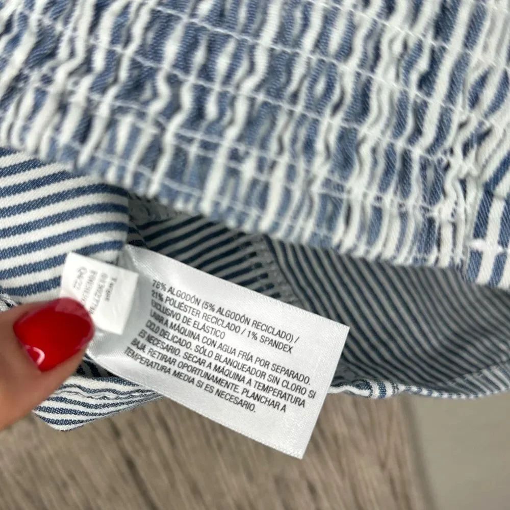 Universal Thread Blue Striped Top - Picture 5 of 5